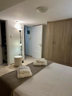Adrianas Central Stay - 2