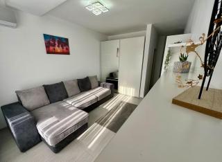 MT Residential Studio - 9