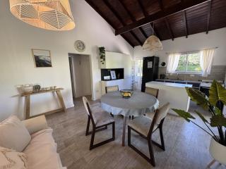 Casa Lujan - Casa en Acantilados con Pileta y Parrilla para 4 PAX - Hola Sur - 3