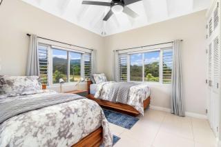 3rd Floor Condo wMountain Views - Beach Access - Pool) - Richmond - 0