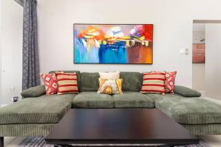 3rd Floor Condo wMountain Views - Beach Access - Pool) - Richmond - 5