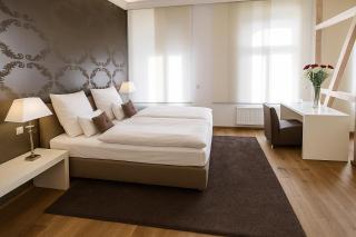 Haven Hotels - Helvetia Suites Düsseldorf City - Düsseldorf - 8