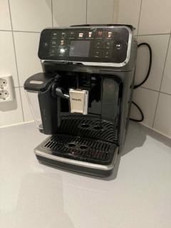 Northern Lights View Beautiful Berg - 6