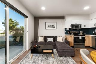 2br Luxurious Apartment Downtown - 8