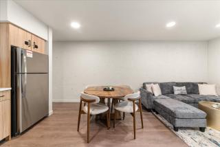 2 Bedroom 2 Bath Downtown - 1