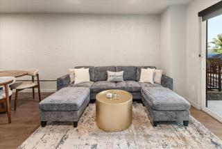 2 Bedroom 2 Bath Downtown - 3