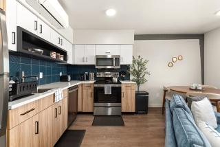 2BR Cozy Apartment in DT - 7