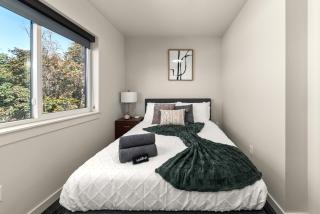 2BR Cozy Apartment in DT - 1