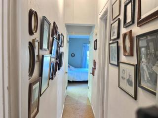 Historic McDowell House Antique Charm by Hospital - 7