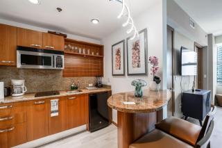 Stunning Views Cozy Studio - 7