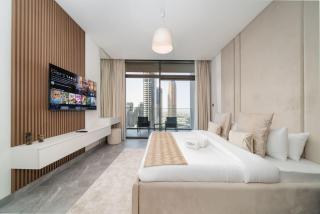 Modern Studio in Peninsula One with Canal Views - 8