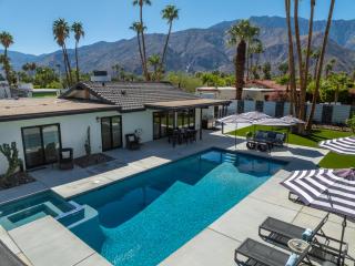 Alluring Palms by ACME House Company - 0