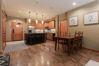 Slalom Creek 2 Bedroom & Den - 9