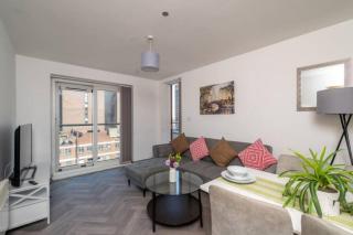 Sunny Westside Two 2BR Flat with City View - 8