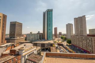 Sunny Westside Two 2BR Flat with City View - 3