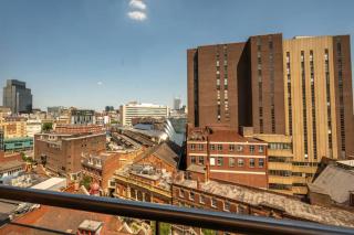 Sunny Westside Two 2BR Flat with City View - 1