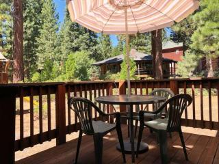 Large 3 Bedrooms Outdoor Seating - 9