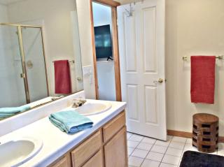 Large 3 Bedrooms Outdoor Seating - 8