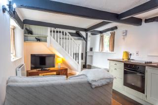 Valley Farm Holiday Cottages - 1