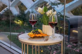 Premium Apartment in U-Tower Garden & City View - 9