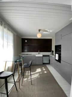 4-Bedroom Apartment - 5