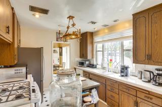 Less Than 1 Mi to Universal Studios LA Area Getaway - 5