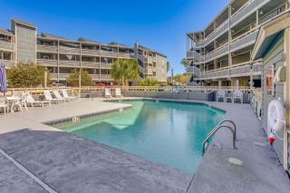 1 Mi to Beach Golf Glenn Villas Condo with Pool - 7