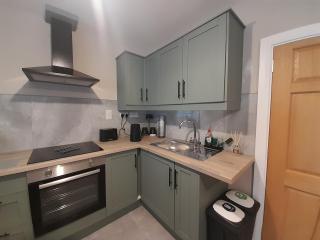 Hill Street apartment,Cloghan - 6