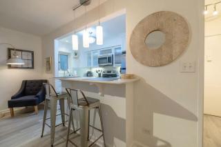 6-0 Cozy Atlanta Condo -Balcony Downtown Views Modern Comfort - 4