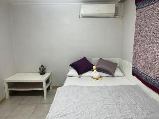 Itaewon Duck Duck Share House - 5