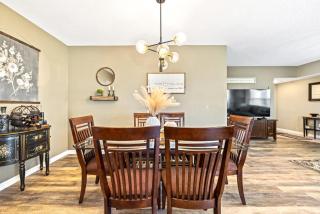 OW15-401 Spacious Oceanwalk Corner Condo with Water Views and Easy Beach Access - 2