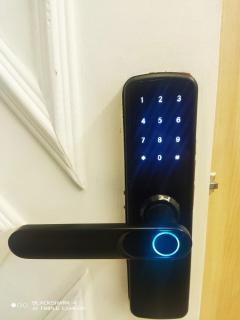 House with Super King and 65 TV and big screen - 4