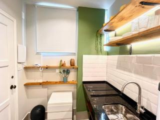 Studio apartment right on the beach - 5