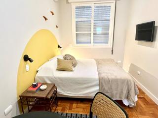 Studio apartment right on the beach - 2