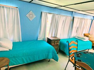 Spring Street Retreat - 8