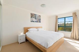 Spacious 3-Bed with Alfresco Dining by Amenities - 9