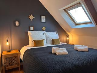 Les Libellules Appartement avec baignoire spa à Lanvallay - 8