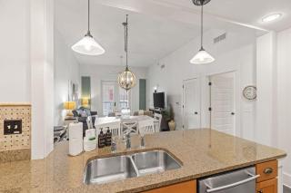 Redfish Village - Soak Up The Sun - M1-221 - 1