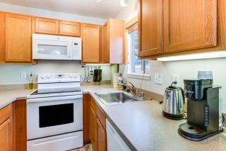 1 Mi to Stagecoach Chairlift Stateline Condo - 1