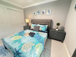 EPIC Bright Modern 3BR Home • Jacuzzi • Near Beach - Pompano Beach - 5