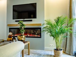 Lovelace Suites by Threads of Time Hotel Bruges - 6