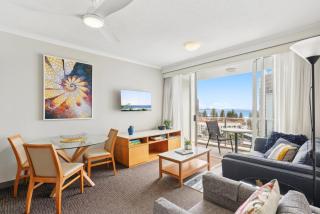 Coastal 1-Bed Escape Located in Twin Towns - 8