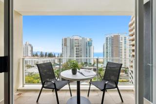 Coastal 1-Bed Escape Located in Twin Towns - 6