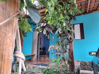 Casa entre a praia do Curral e cachoeira - 0