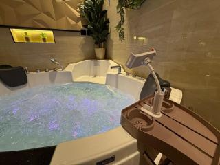 الملقا جاكوزي لوفت Al Malqa Jacuzzi Loft - 9