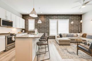 Rooftop Views Ping Pong Lounge Nashville - 1