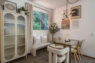 The Malibu Retreat Apartments - 7