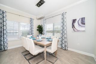 4301WB TOWNHOUSE 5 BEDROOMS & 4 BATHROOMS + POOL - 6