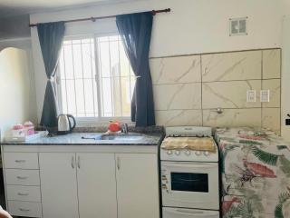 Apartment with garage, for 4 people, 3 blocks from the Hospital - 4