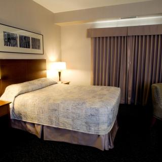 Heritage Inn & Suites - Brooks - 8